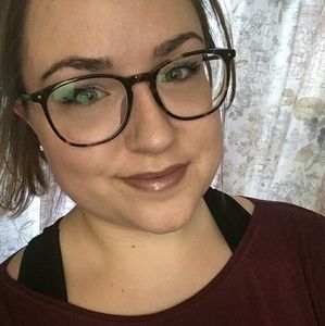 Meet your Posher, Angelina